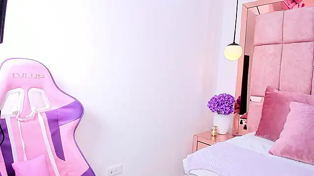 violeta_ruizz webcam