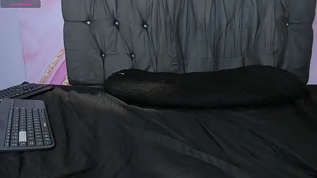 Blair_BigTits webcam