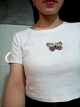 vyvvyy69 - Vyvvyy69's free webcam