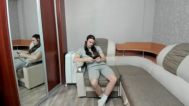 AlansonofDaddy webcam