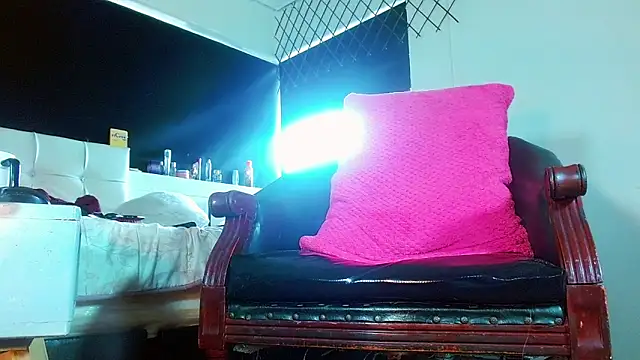 bellatrixx_69 webcam