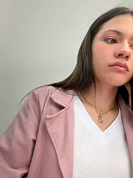 CHARLOTTE__05 webcam