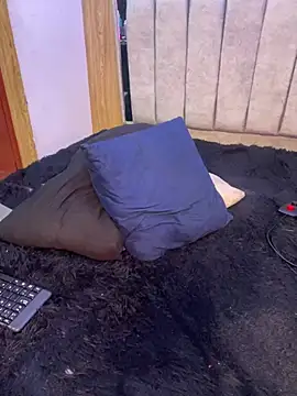 Webcam Model (kendall_flower)  is live.Free join now!