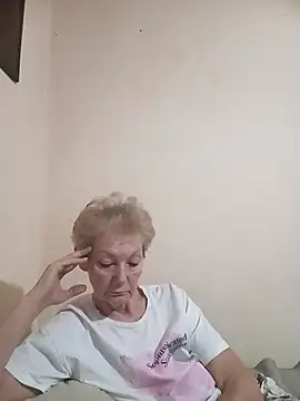 Webcam Model (Calypso-Loove)  is live.Free join now!