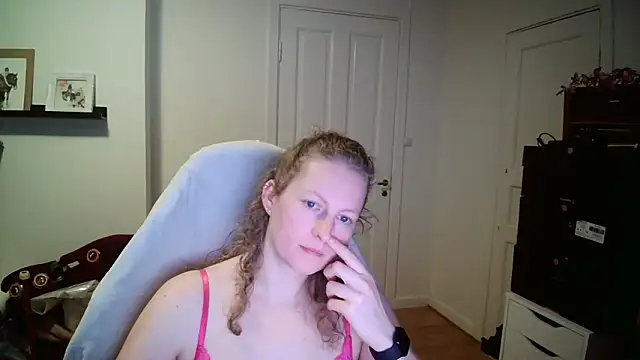 Girlnina-1995 webcam