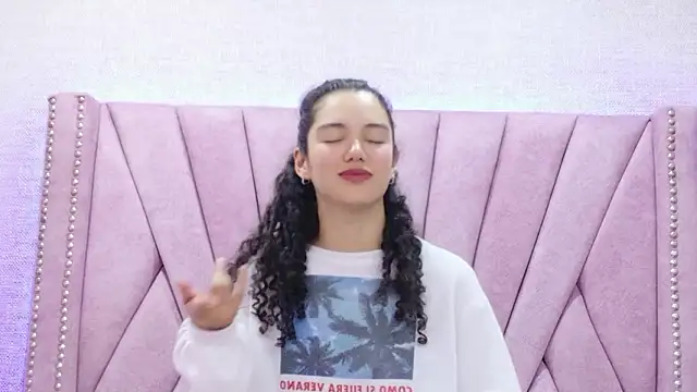 roxanaangel - RoxanaAngel's free webcam