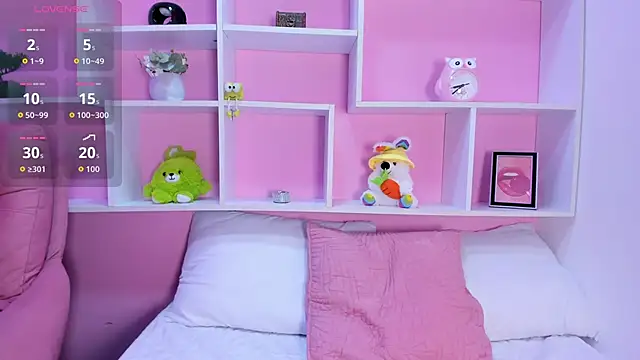 kittymelvis - KittyMelvis's free webcam