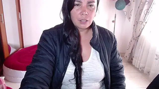 vivian-milf webcam