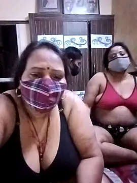 loveonstream - LoveOnStream's free webcam - UK Sex Cams