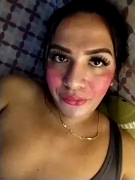 Yourbabyshane webcam