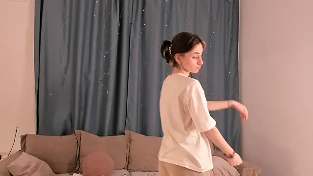 jackiyoss - JackiYoss's free webcam