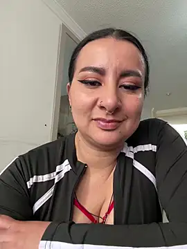 Webcam Model (Abril_Luv)  is live.Free join now!