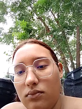 Webcam Model (young_dairy01)  is live.Free join now!