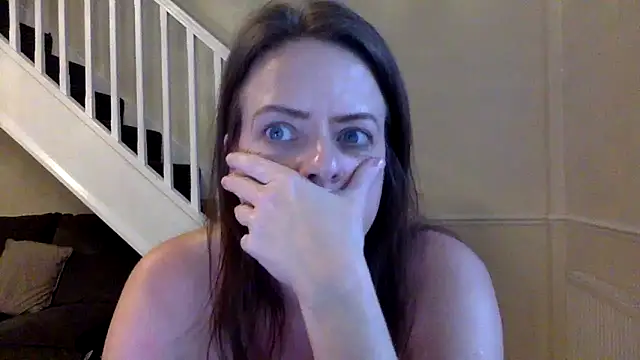 ElizabethArden42- webcam