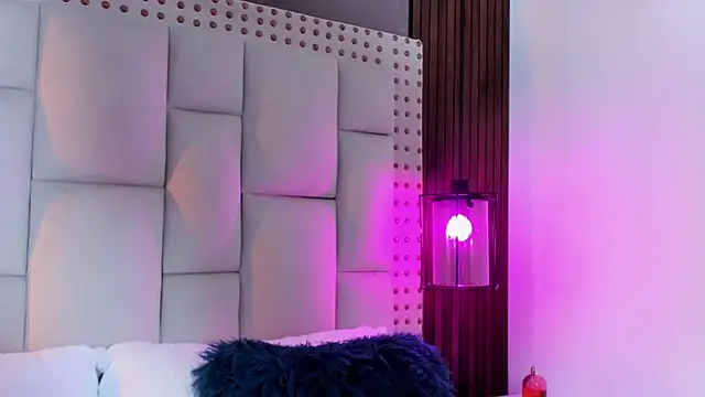 vannepettite_ webcam