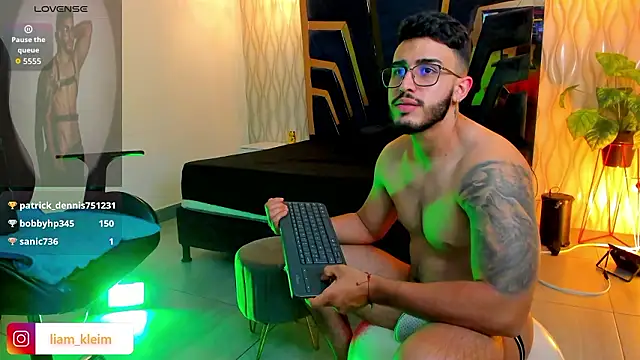 Liam_Kleiin webcam