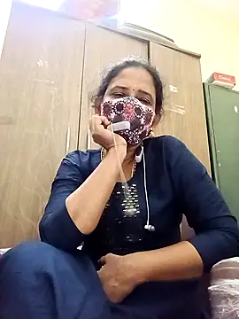 tamil_Boomika webcam