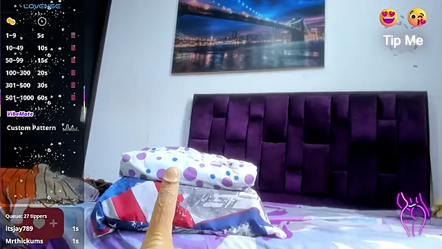 Alicia_Whitee webcam