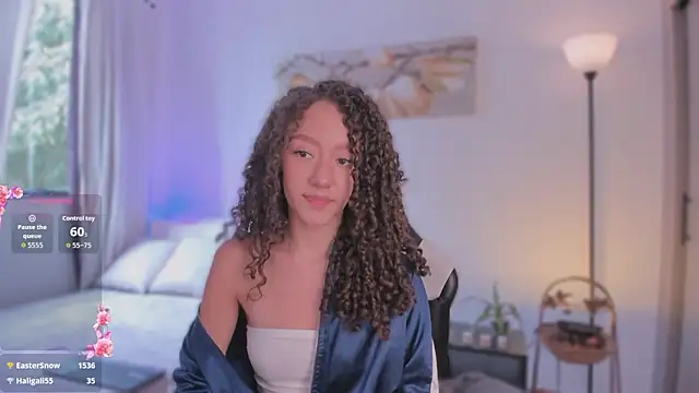 chloemoreti - ChloeMoreti's free webcam