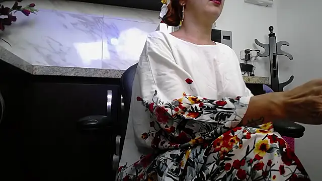 kyra_jeet - Kyra_jeet's free webcam - UK Sex Cams