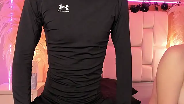 Daphne_And_Roger webcam