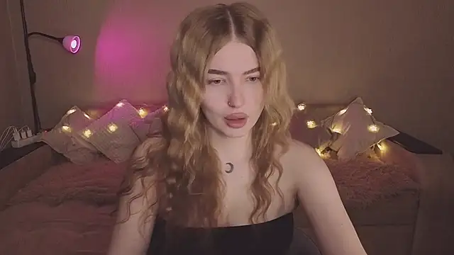 ViolettaLopez webcam