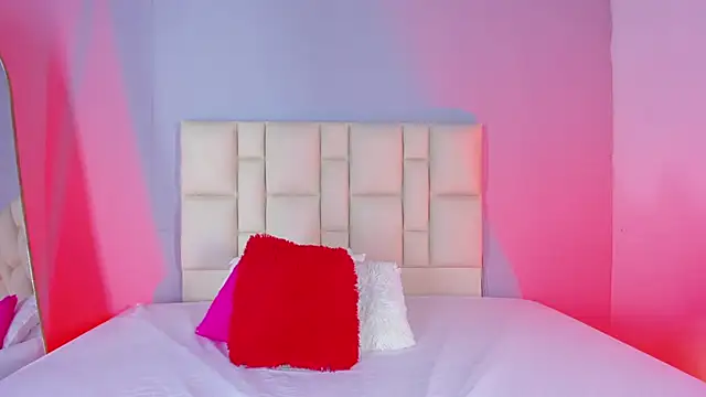 zafiro__brown - Zafiro__Brown's free webcam