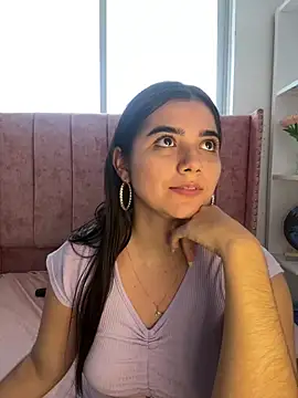 Webcam Model (salomecute21) is live