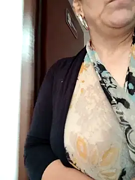 Natasha_miilf webcam