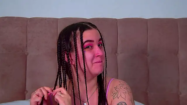 ChristinaMilton webcam