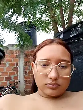 Webcam Model (young_dairy01)  is live.Free join now!