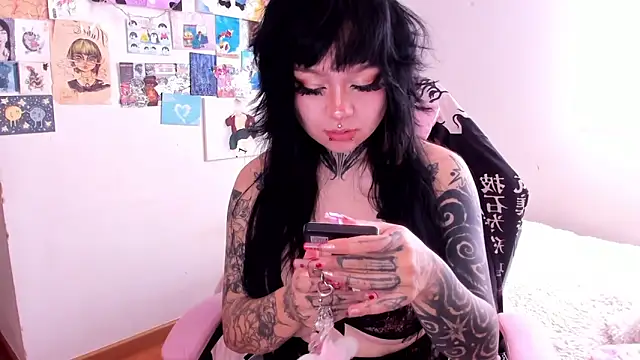 Dianne_Golden webcam