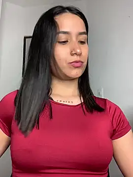 Webcam Model (Val12777)  is live.Free join now!