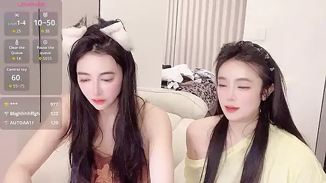 Kivcaluck Live Webcam on Stripchat