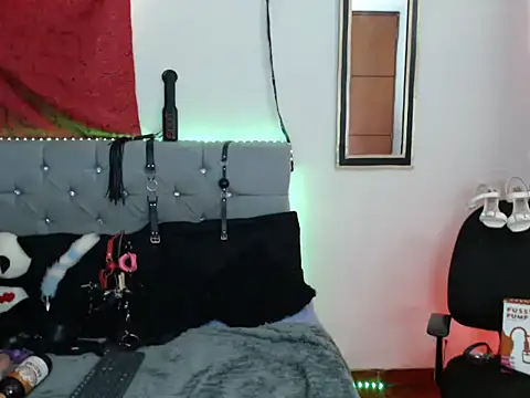 sachaclinford webcam