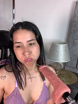 Webcam Model (Val12777)  is live.Free join now!