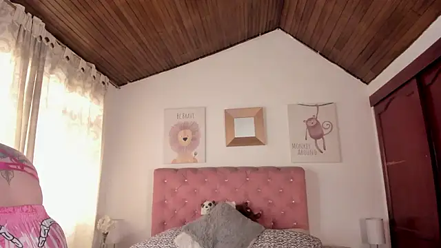 CelessteRedds webcam