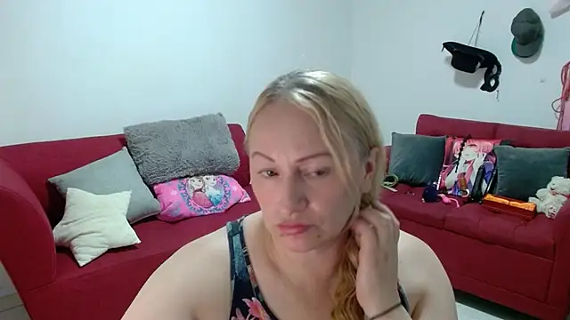 emperabigbootybigass webcam