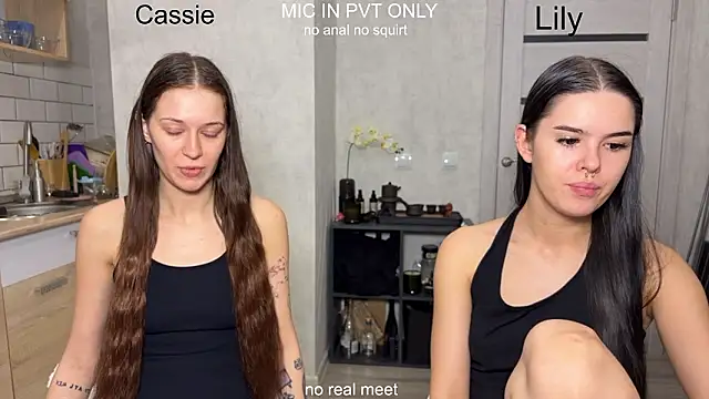 girls_secrets - Girls_secrets's free webcam - UK Sex Cams