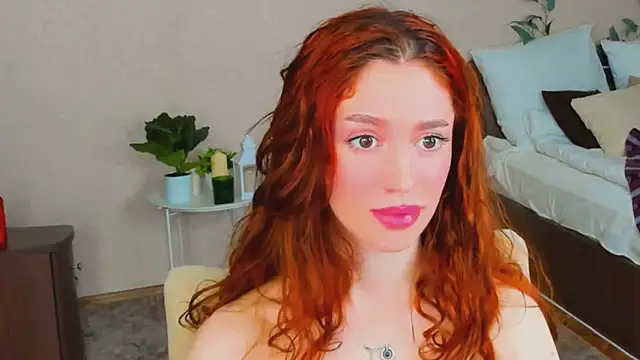 christinaconteeree - ChristinaConteeree's free webcam