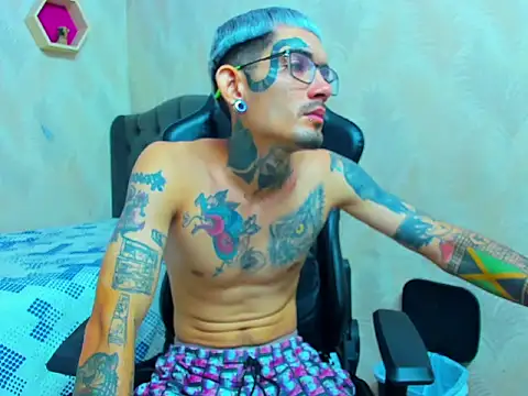 Boy_tatto77 webcam