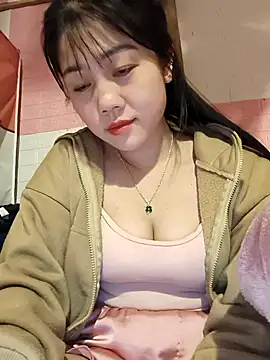 Ngocmai_lazdy webcam