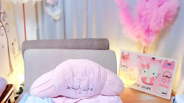 adelamiller - Adelamiller's free webcam - UK Sex Cams