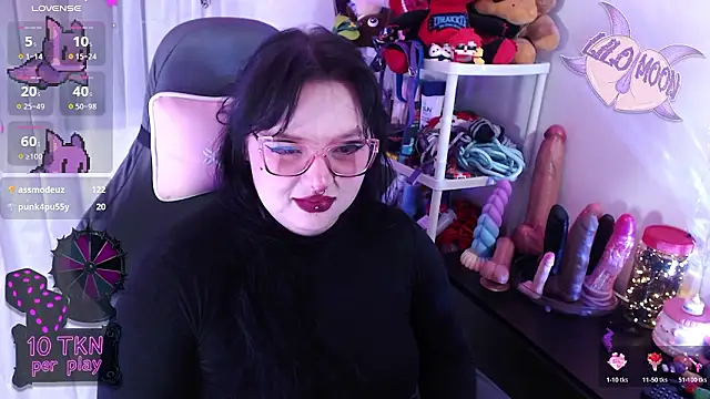 LiloMoon69 webcam