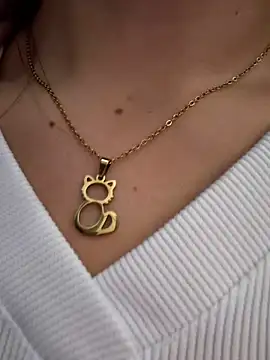 CHARLOTTE__05 webcam