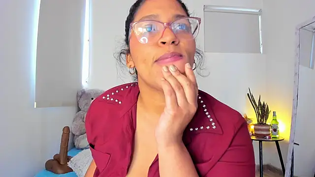 iriss_25 - Iriss_25's free webcam