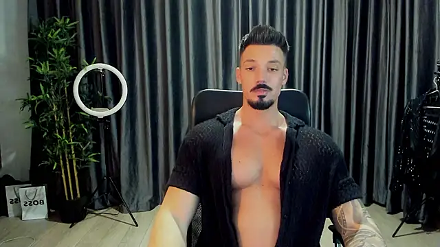 haydenspearss - HaydenSpearss's free webcam - UK Sex Cams