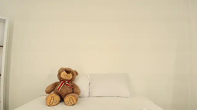 isabella_harley - Isabella_Harley's free webcam