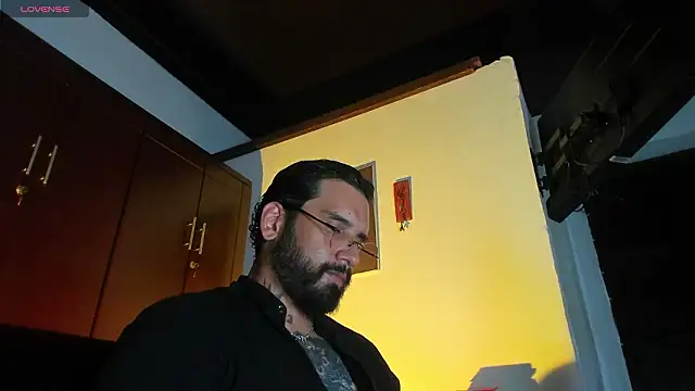 camilogray_ - CamiloGray_'s free webcam