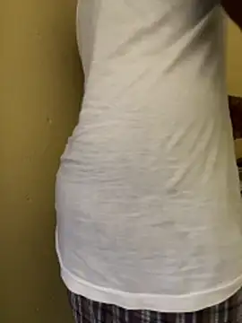 Dynamite_cums_in_size_2 webcam